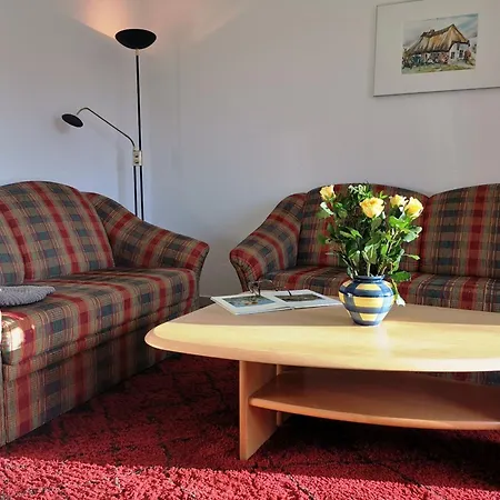 Apartment Darsser Weg 10b *